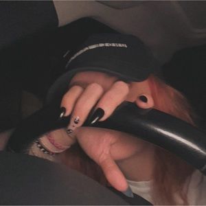 Meet your Posher, Gwyn